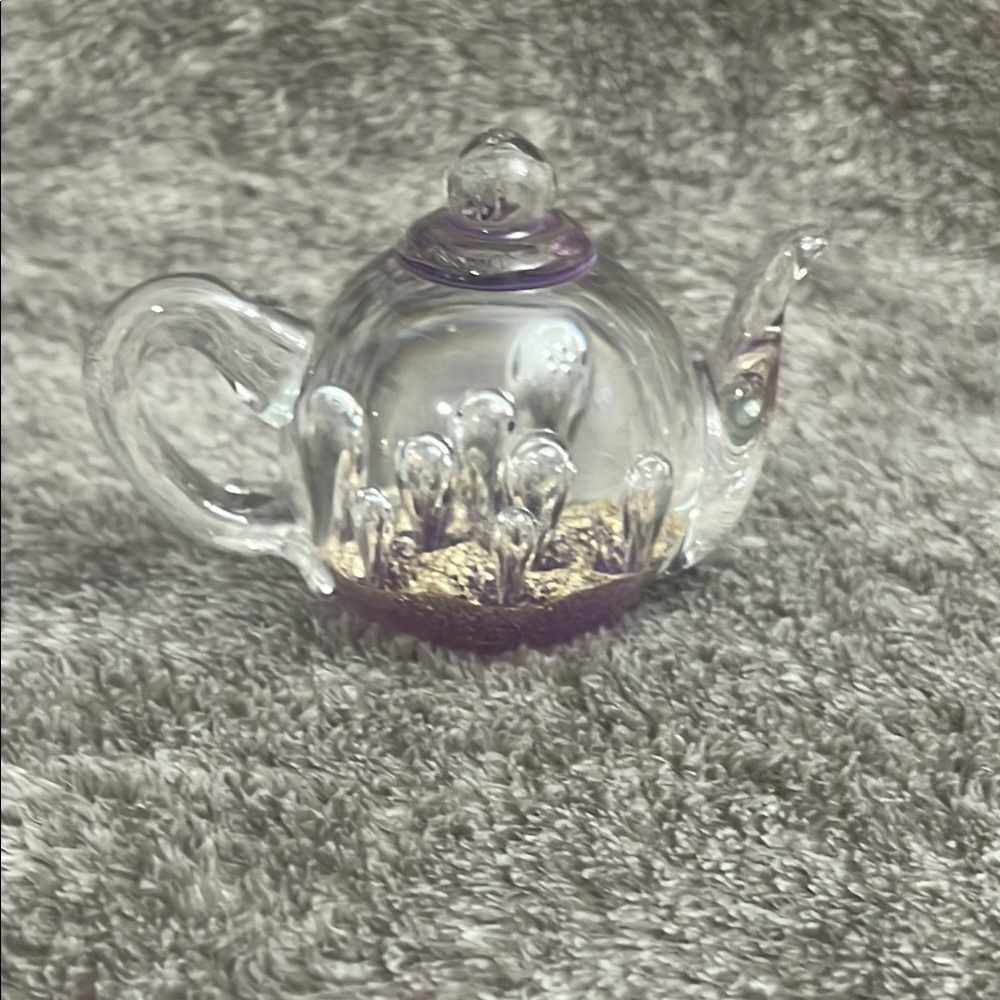 Dynasty Gallery Heirloom Collectibles Glass Teapot with Purple and Gold Accents